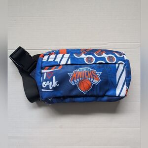 New York Knicks Fanny Pack / Cross Body/Backpack Packable